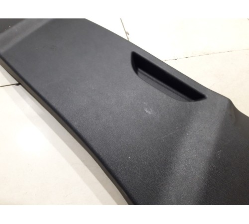 Обшивка центральной стойки(правая нижняя)