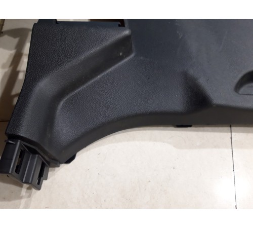 Обшивка центральной стойки(правая нижняя)