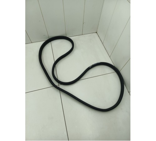 Уплотнитель двери задний правый