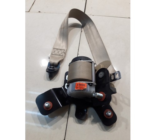 Ремень безопасности (третьего ряда сидений левый))