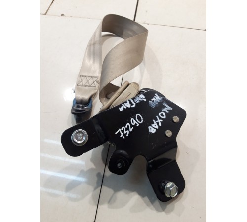 Ремень безопасности (третьего ряда сидений левый))