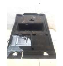 Поддон багажного отделения