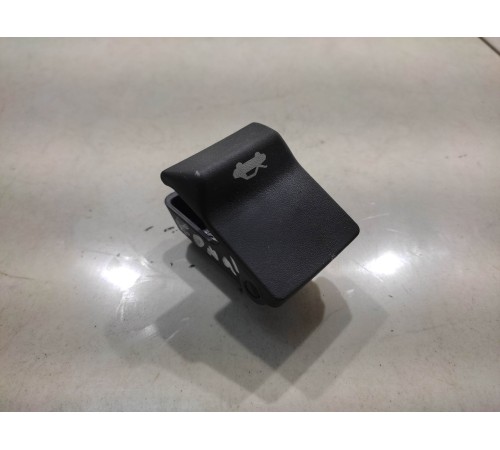 Ручка открывания капота