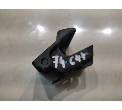 Ручка открывания капота