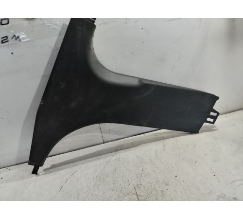 Обшивка центральной стойки левая нижняя