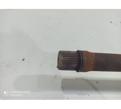 Привод(полуось) передний правый