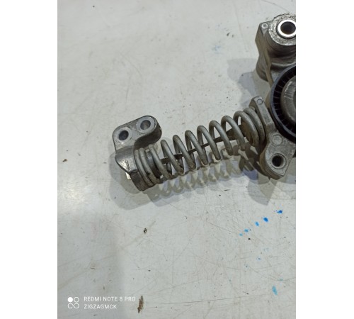 Ролик натяжителя