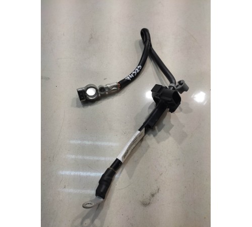 Клемма аккумулятора