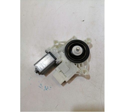 Моторчик стеклоподъемника передний правый