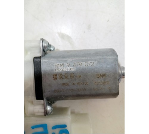 Моторчик стеклоподъемника передний правый