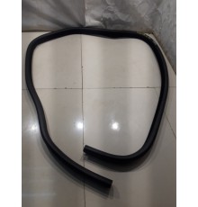 Уплотнитель двери (задний, правый)