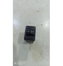 Кнопка корректировки света фар