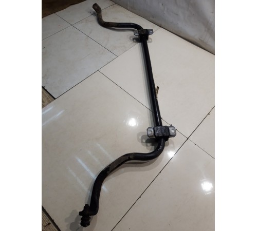 Стабилизатор передний