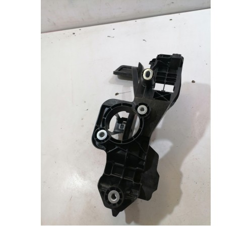 Педаль тормоза