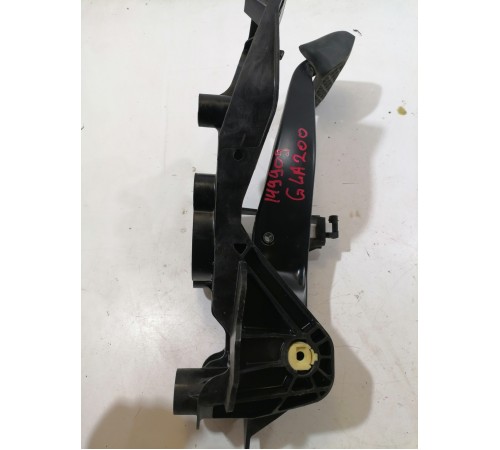 Педаль тормоза