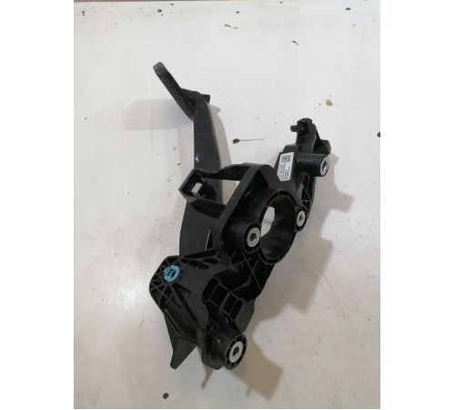 Педаль тормоза