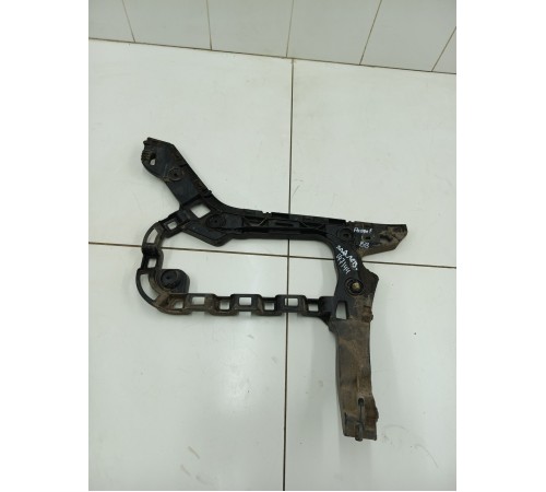 Кронштейн бампера задний левый