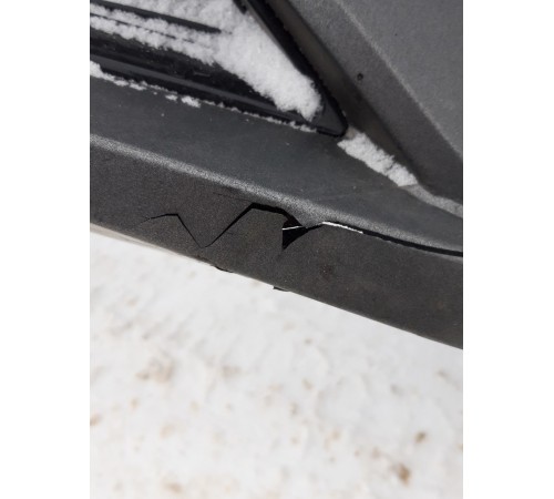 Бампер передний