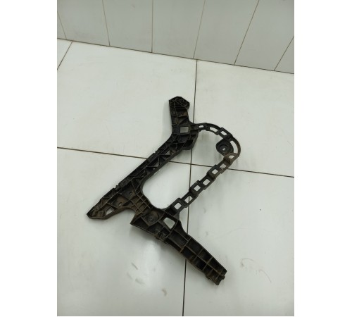 Кронштейн бампера задний левый