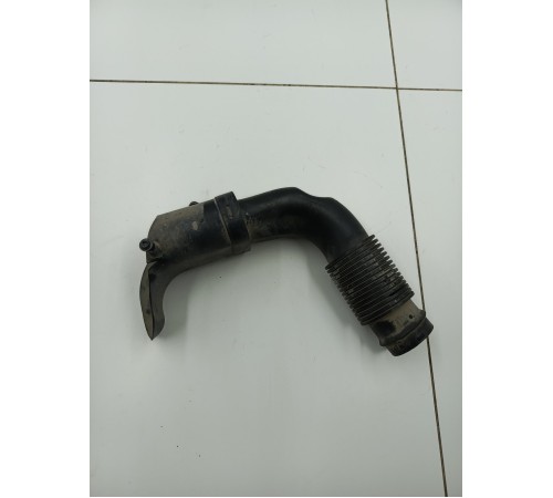 Патрубок воздушного фильтра