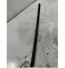 Уплотнитель стекла передний левый внутренний