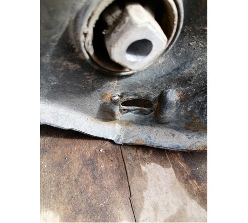 Балка (подрамник) задний