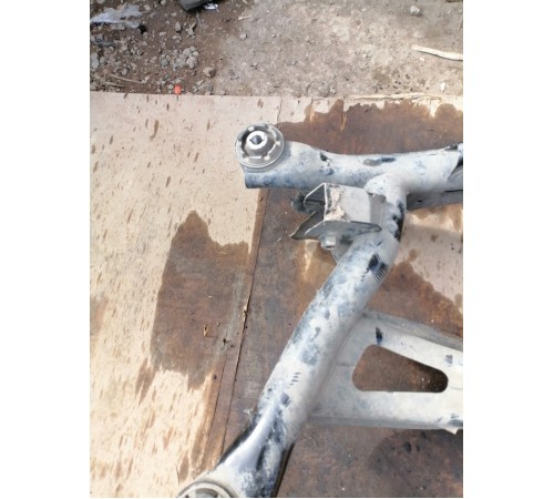 Балка (подрамник) задний