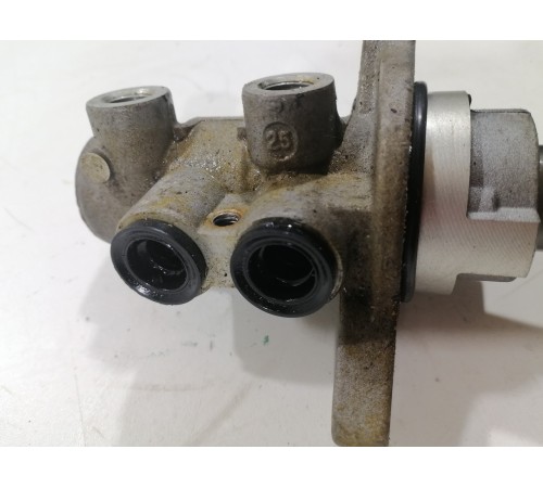 Главный тормозной цилиндр