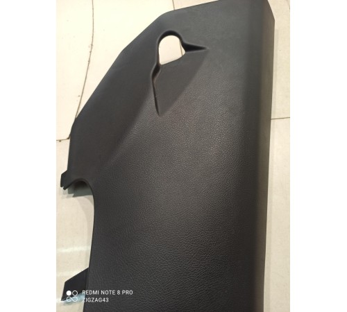 Обшивка стойки(задняя правая)