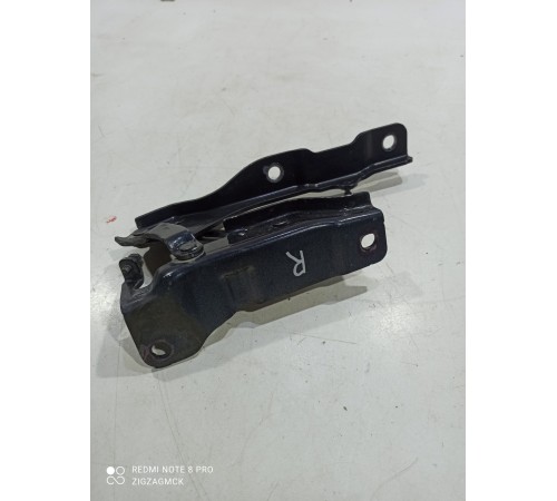 Петля капота(правая)