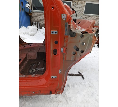 Стойка кузова передняя правая