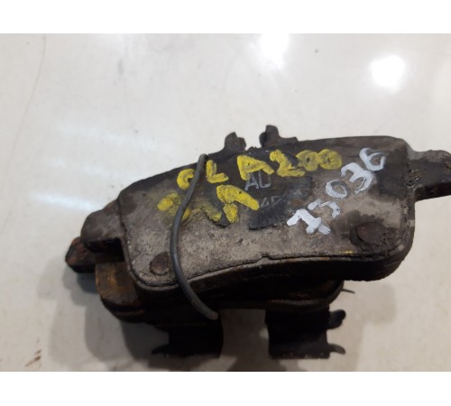 Тормозные колодки (задний, левые)