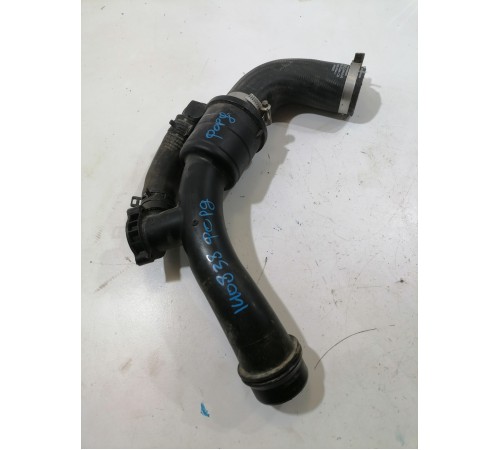 Патрубок интеркулера