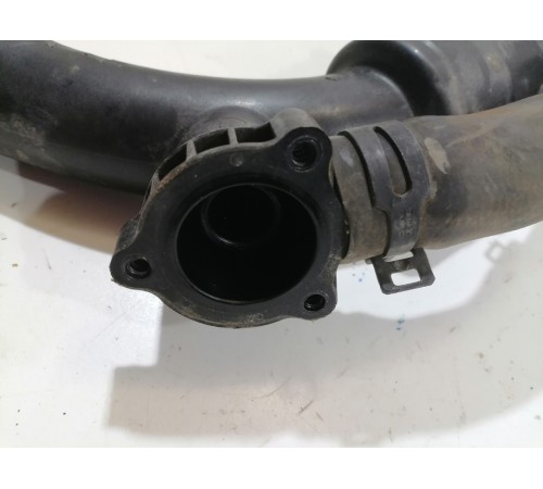 Патрубок интеркулера