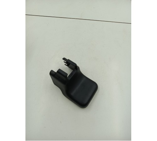 Накладка сиденья передняя правая