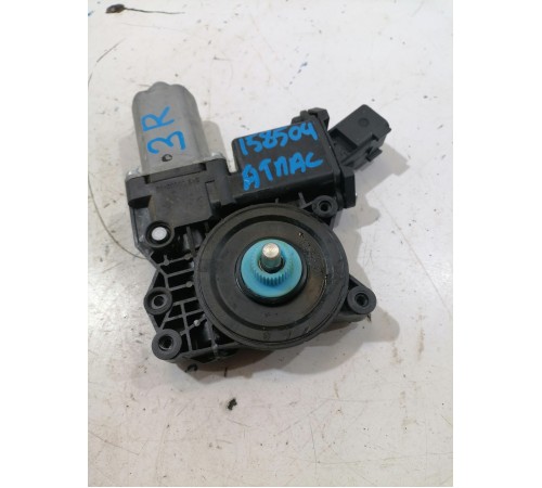 Моторчик стеклоподъёмника задний правый