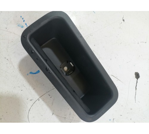 Накладка двери багажника