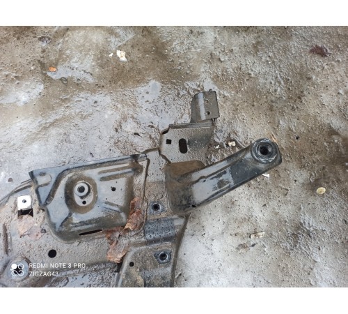 Балка передняя