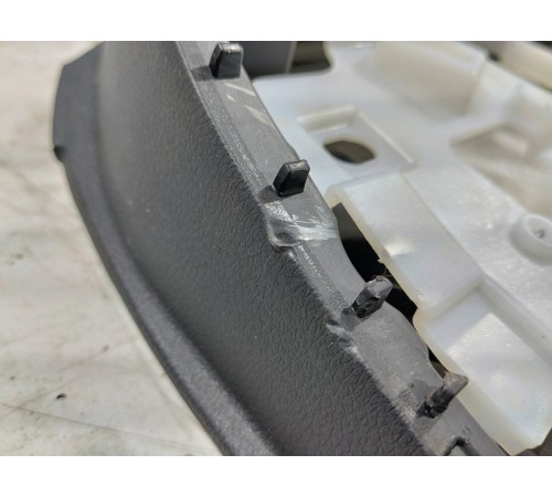 Обшивка двери передняя правая