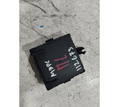 Блок управления двери передний левый