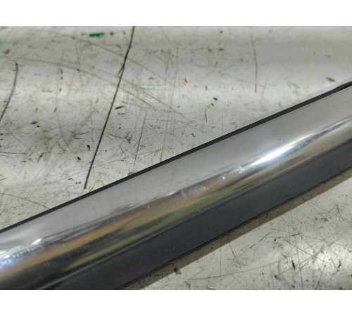 Уплотнитель стекла задний правый наружный