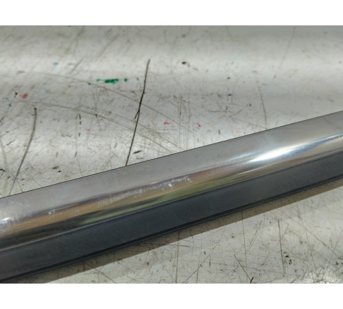 Уплотнитель стекла задний правый наружный