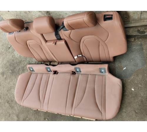 Задний ряд сидений