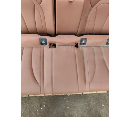 Задний ряд сидений