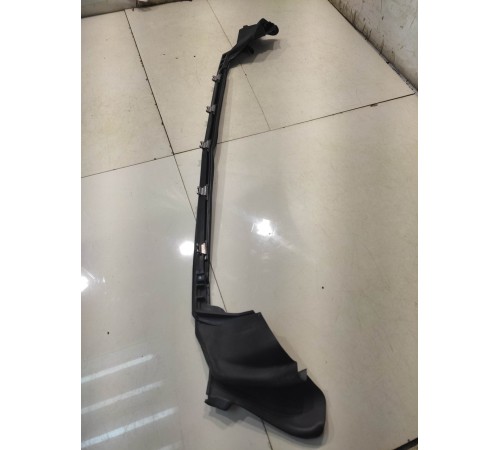 Уплотнитель стекла (задний, левый)