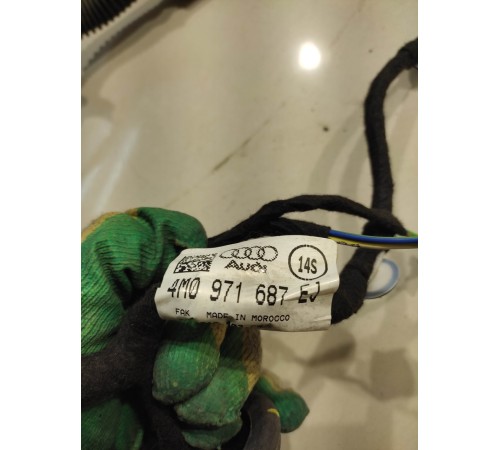 Электропроводка двери (задняя левая)