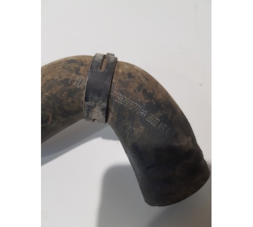 Патрубок системы охлаждения