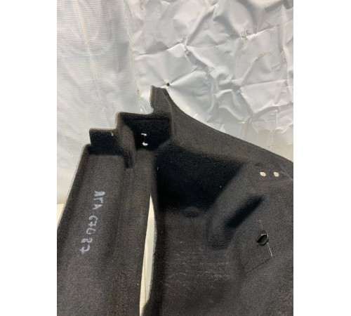 Обшивка багажника