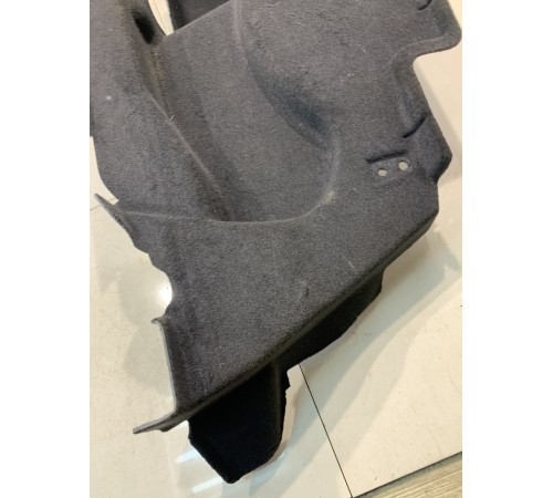 Обшивка багажника