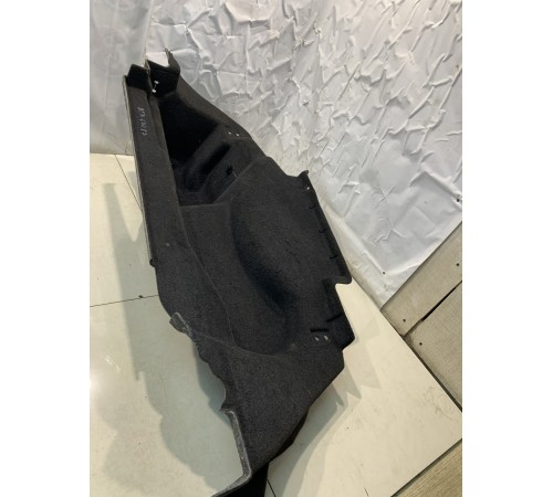 Обшивка багажника